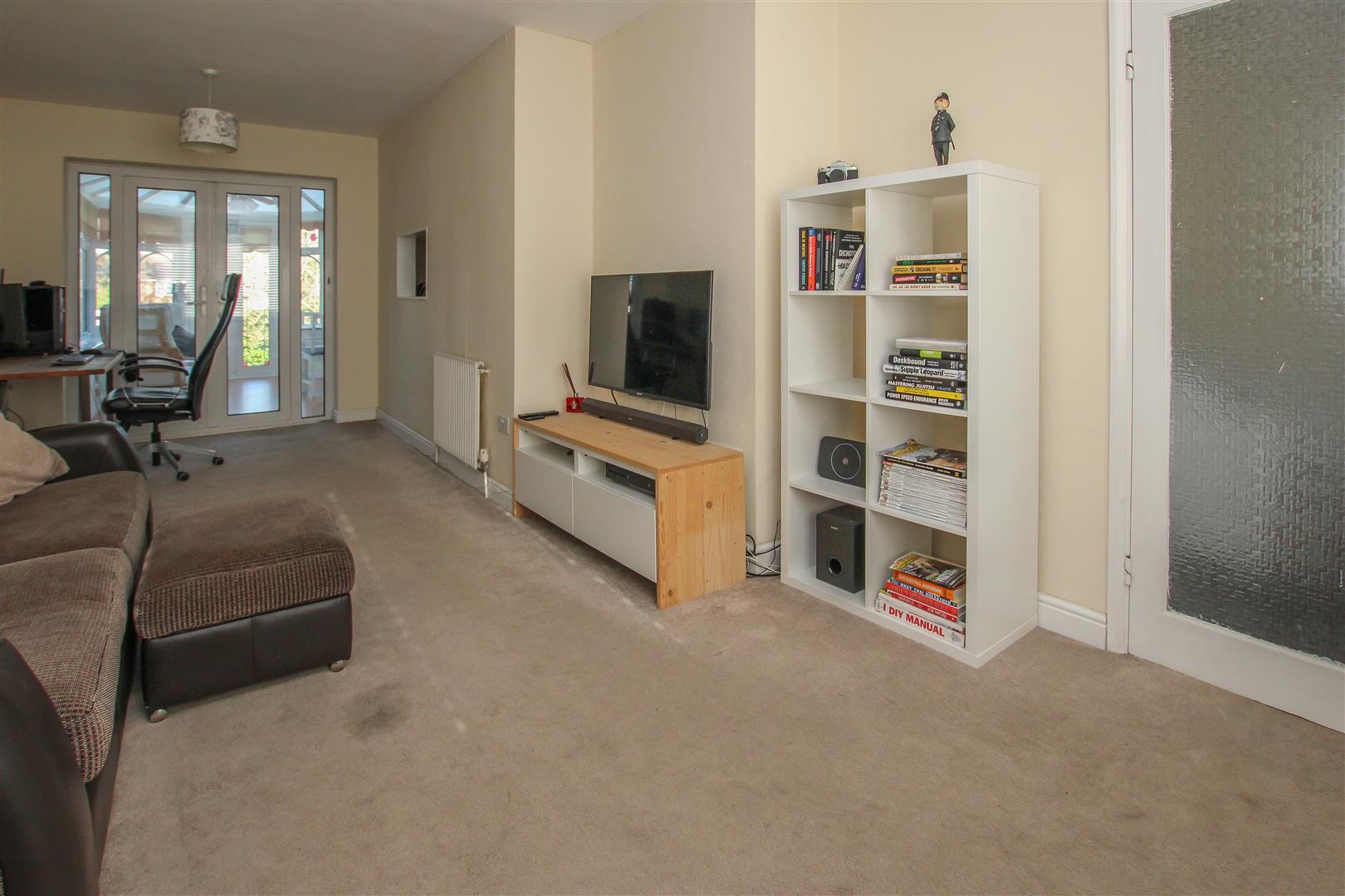 Kelvedon Close, Hutton, Brentwood Keith Ashton